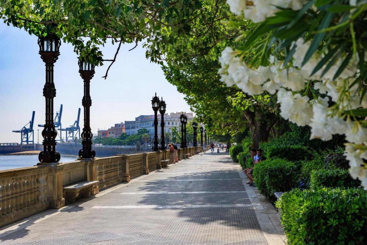 El Consejero De Indias Free Parking By Cadiz4Rentals Eksteriør bilde